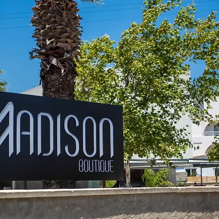 Madison Boutique, Otel